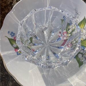 Mikasa Crystal Bowl with Floral Plate